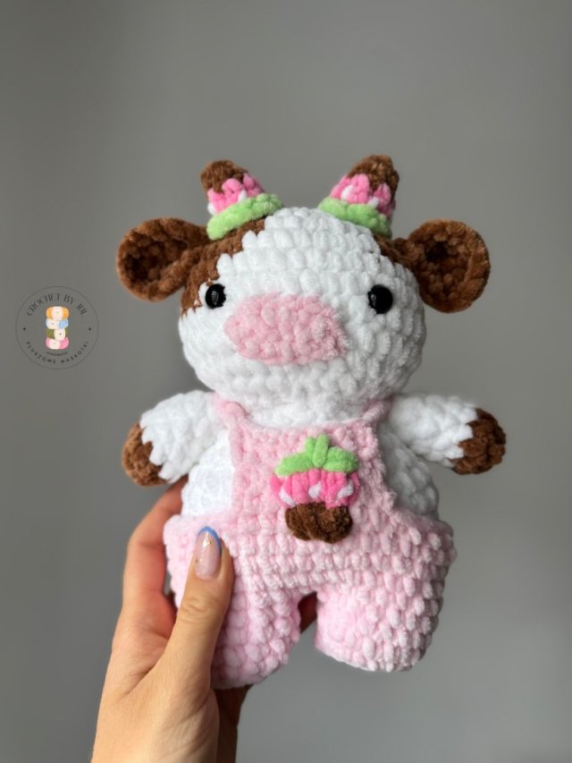 Szydełkowa Krówka, pluszowa maskotka handmade, prezent dla dziecka