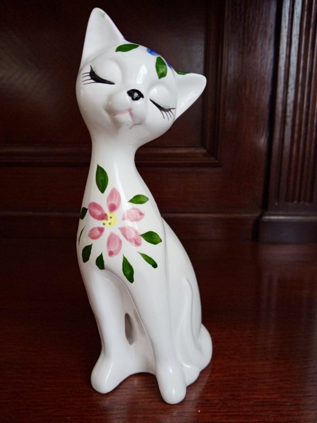 Figurka ceramiczna kot ręcznie malowana