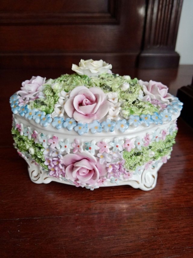 Szkatulka porcelanowa porcelana niemiecka, Orben antyk