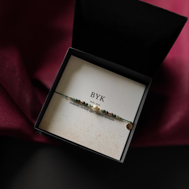 Zodiakalna bransoletka na nici BYK