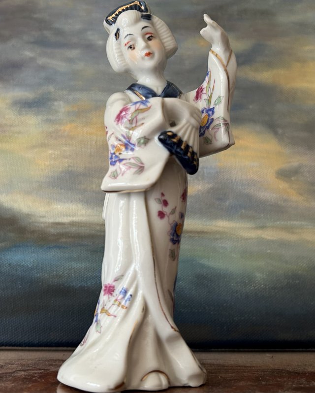 made in Japan porcelanowa figurka kalkomania i ręczne zdobienie