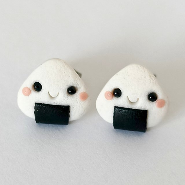 Kolczyki onigiri ryżowe kulki
