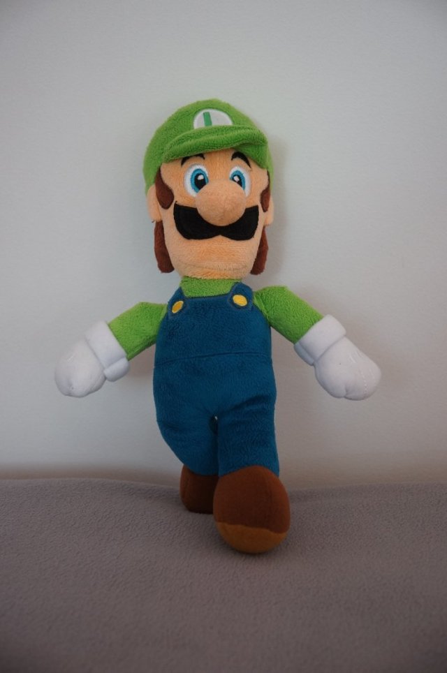 Luigi Super Mario   *8