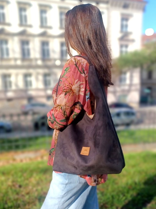 Zamszowa torba Hobo Bonita Czekoladowa