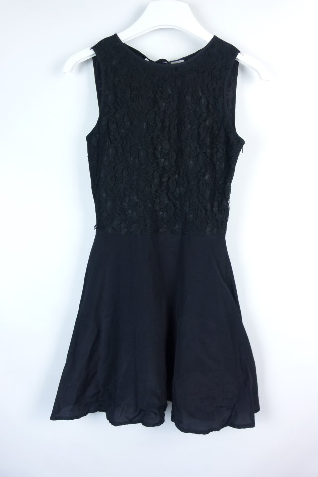 Asos kloszowana letnia sukienka mini / XXS