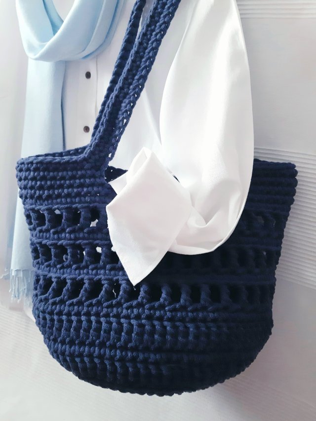 SZNURKOWA TORBA W KOLORZE JEANS