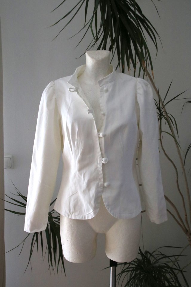 Biały żakiet retro S/M