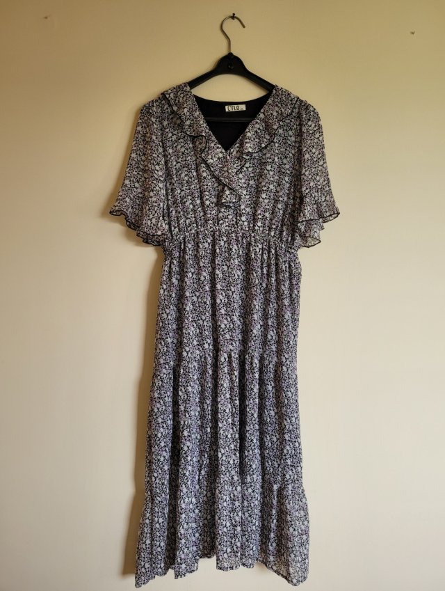 Lekka sukienka rozm 40 - 42