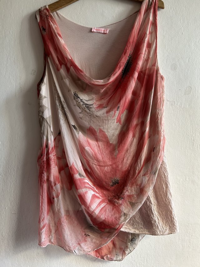 Silk i viscosa - made in Italy  - oryginalna asymetryczna zwiewna bluzka