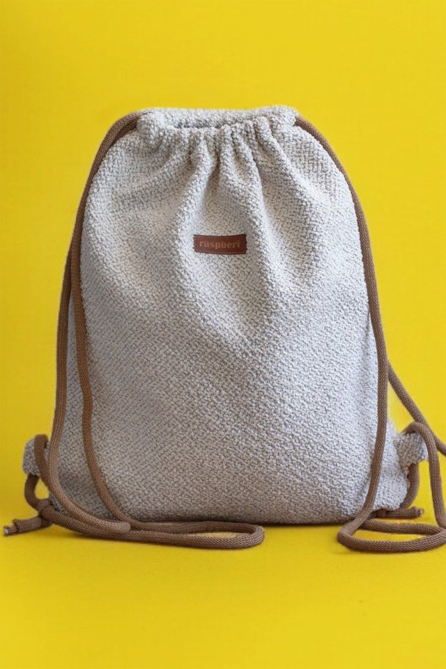 Jasny workoplecak basic z plecionki ecru
