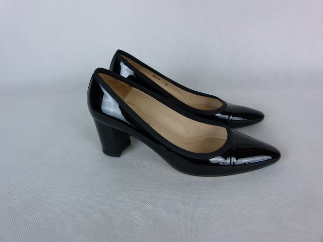 Jon Joseph lakierowane skórzane czółenka skóra 37 - 24 cm