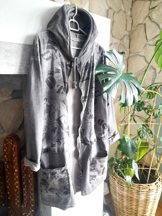 Bluza rozpinana literki S M