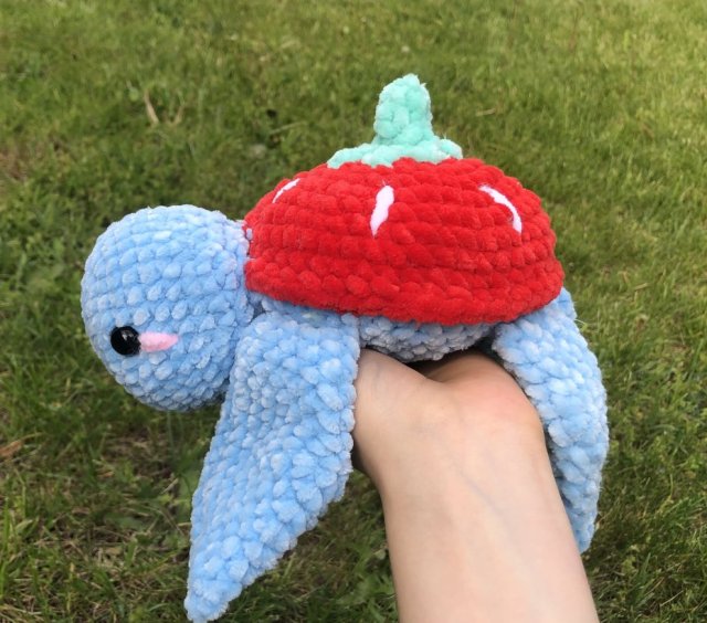 Żółwik truskawka-handmade