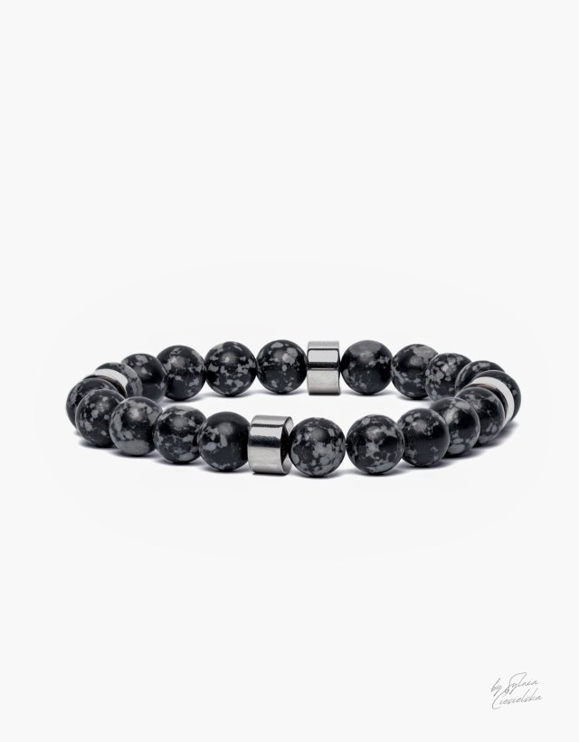 Magia Kamieni: Obsydian Alabaster – Harmonia Natury i Energii