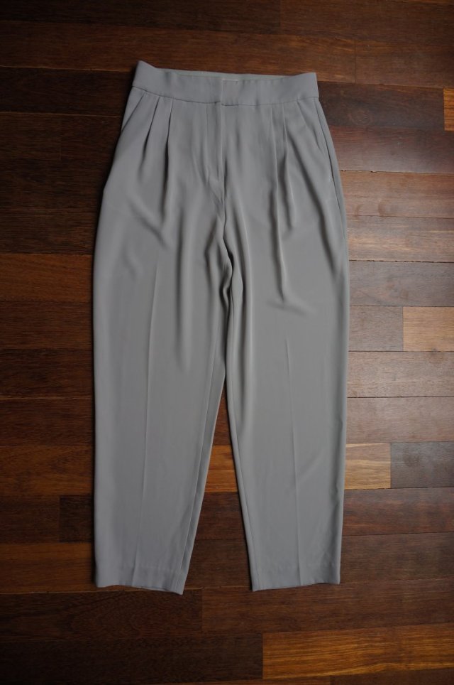 Spodnie damskie H&M *1