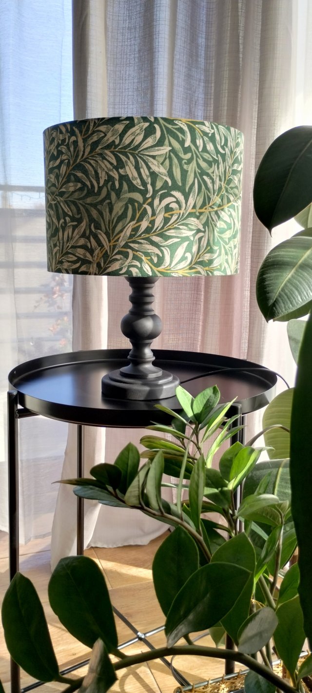 Lampa rustykalna z abażurem z naturalnej tkaniny "zielone pnącze", wys 40cm
