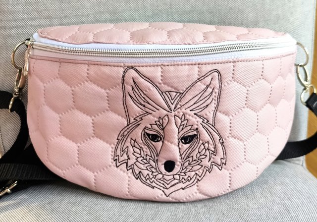 Nerka na ramię z lisem personalizacja