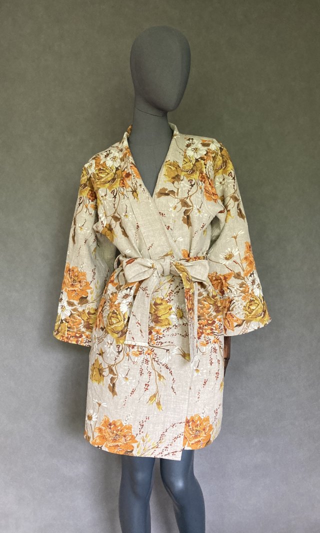 Kimono 100% len kwietny nadruk.