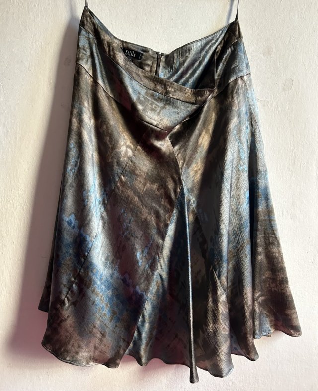 Silk - Stills- jedwabna spódnica - oryginalny fason ciekawe złożenie stonowanych barw