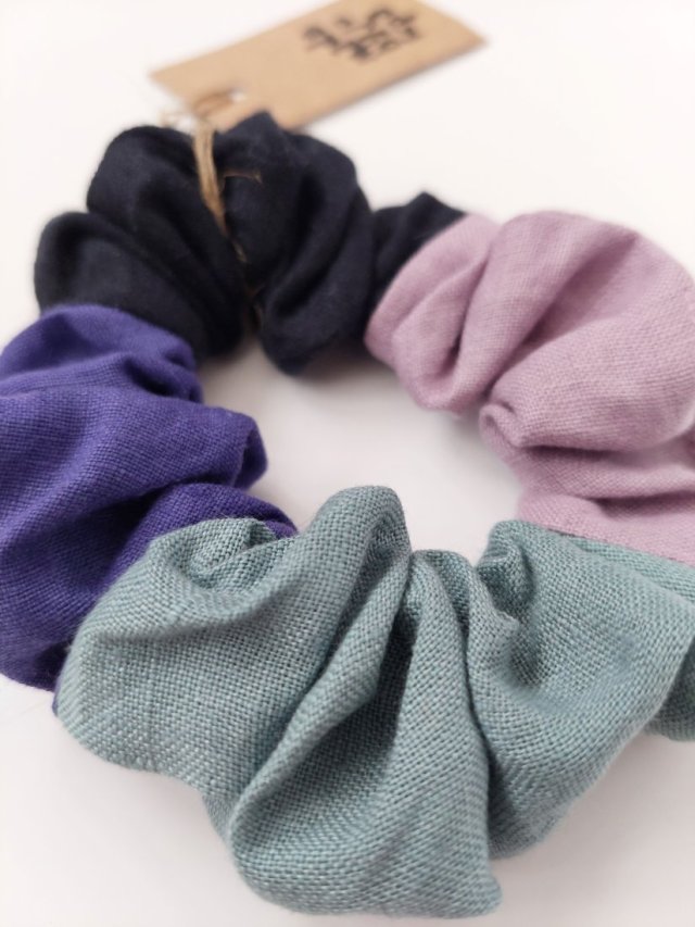 100% Len, scrunchie