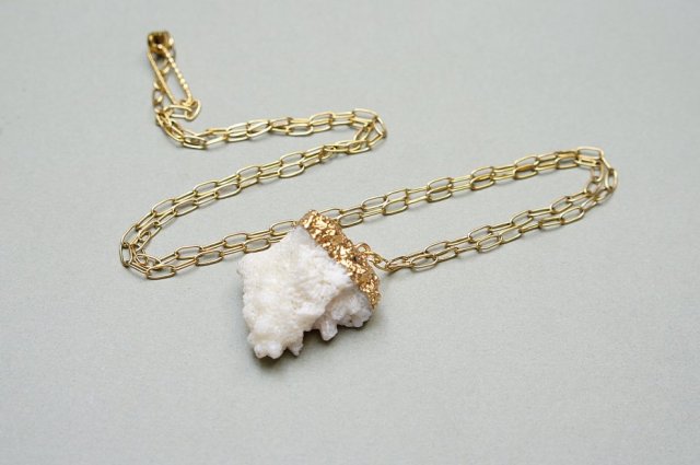 Sea collection - Koral white /28.05.25/ - chain