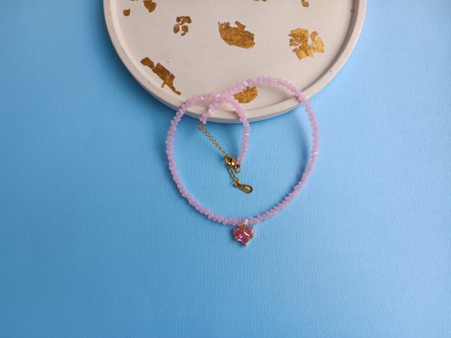 Choker z zawieszką w kształcie serca