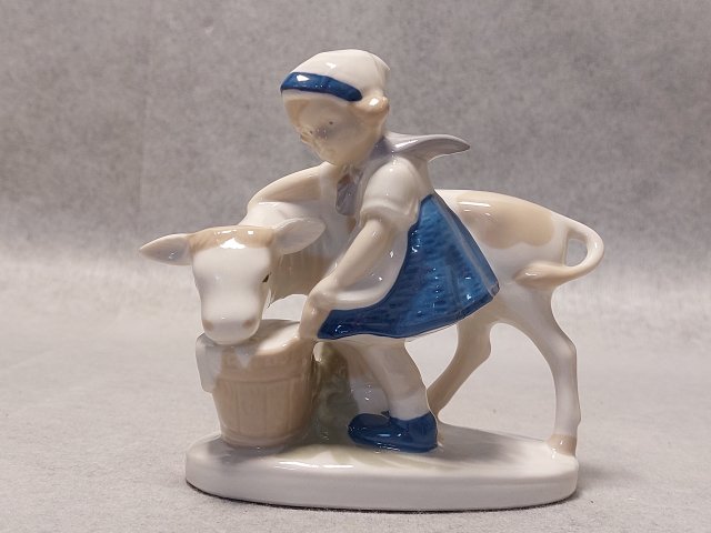 Lippelsdorf Figurka Dziewczynka z krową Turyngia