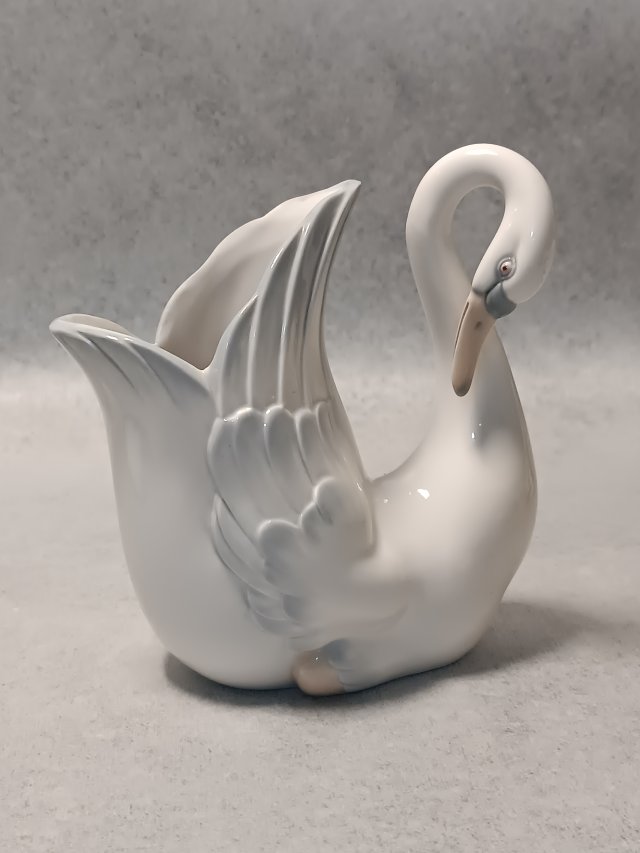 LLADRO seria NAO #588 Łabędź Swan Bowl Wazon Waza Hiszpania