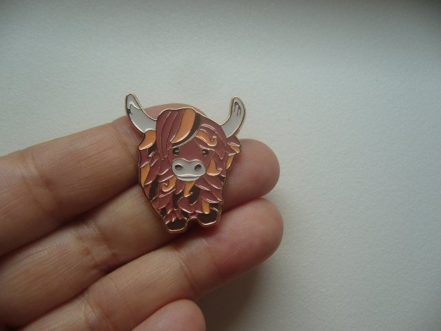 PIN PRZYPINKA BROSZKA KRÓWKA