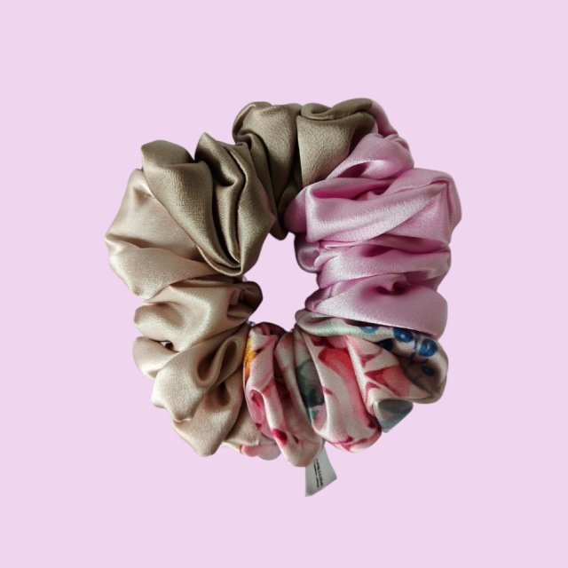 Gumka jedwabna, scrunchie, frotka wiosenne kwiaty pudrowy róż MAXI