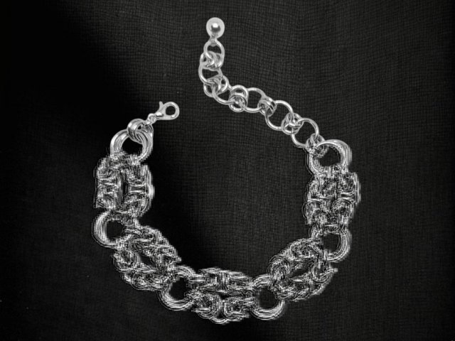 Bransoletka chainmail ze stali chirurgicznej – zbrojny minimalizm