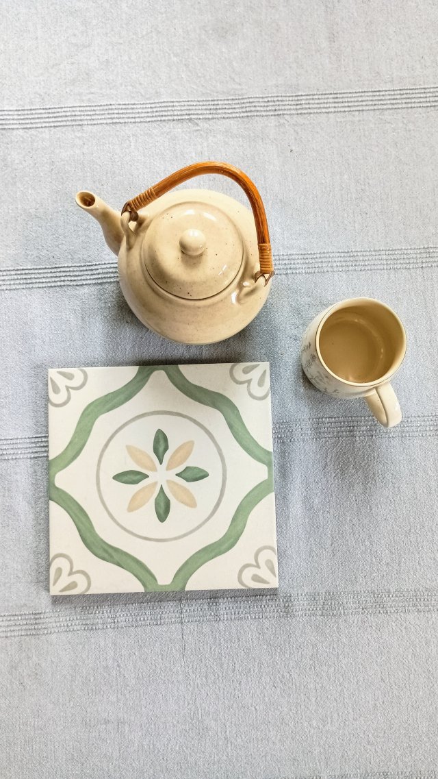 Podkładka ceramiczna na stół