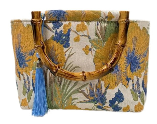 Torebka vintage z haftem kwiatowym i bambusową rączką – unikatowa boho torebka z chwostem