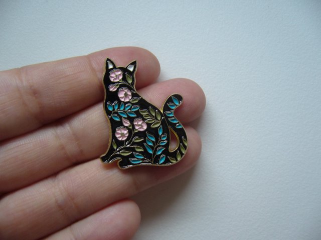PIN PRZYPINKA BROSZKA KWIATOWY KOTEK