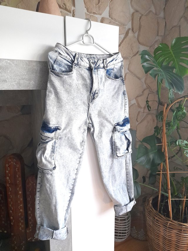 Jeansy typu Cargo M