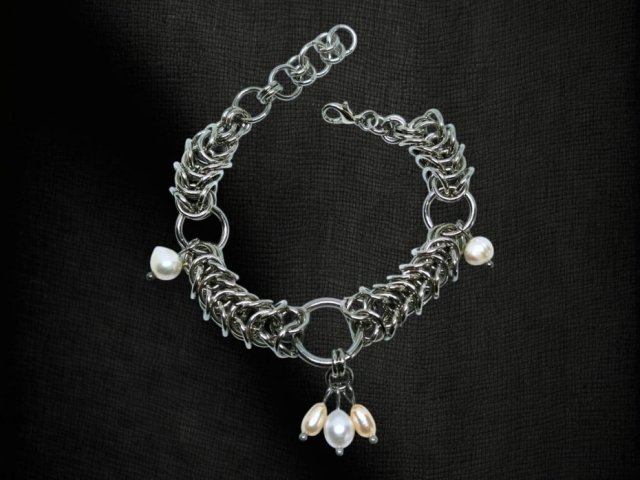 Bransoletka chainmaille z perełkami • stal chirurgiczna & perły słodkowodne