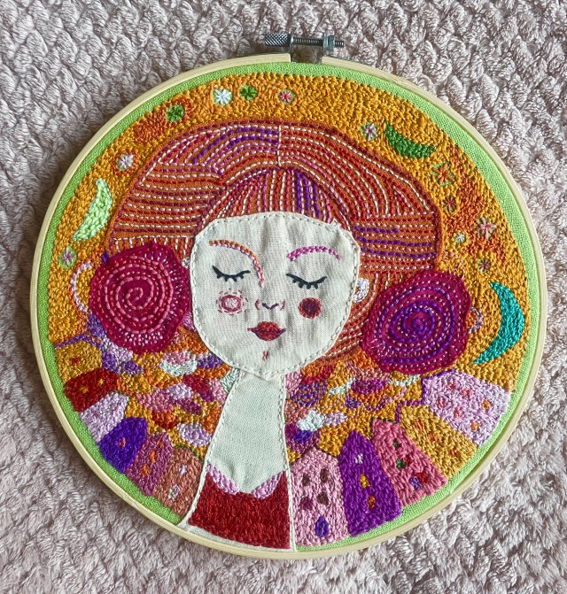 Haft portret tamborek kobieta pomarańczowe tło