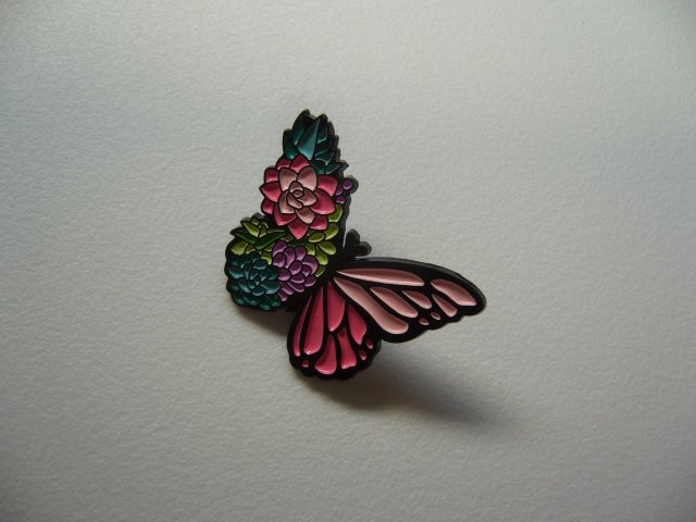 PIN PRZYPINKA BROSZKA MOTYLEK