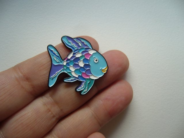 PIN PRZYPINKA BROSZKA RYBKA