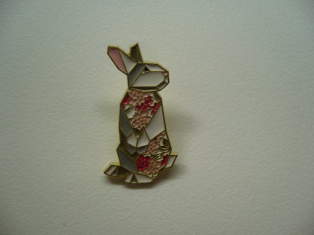 PIN PRZYPINKA BROSZKA ZAJĄC