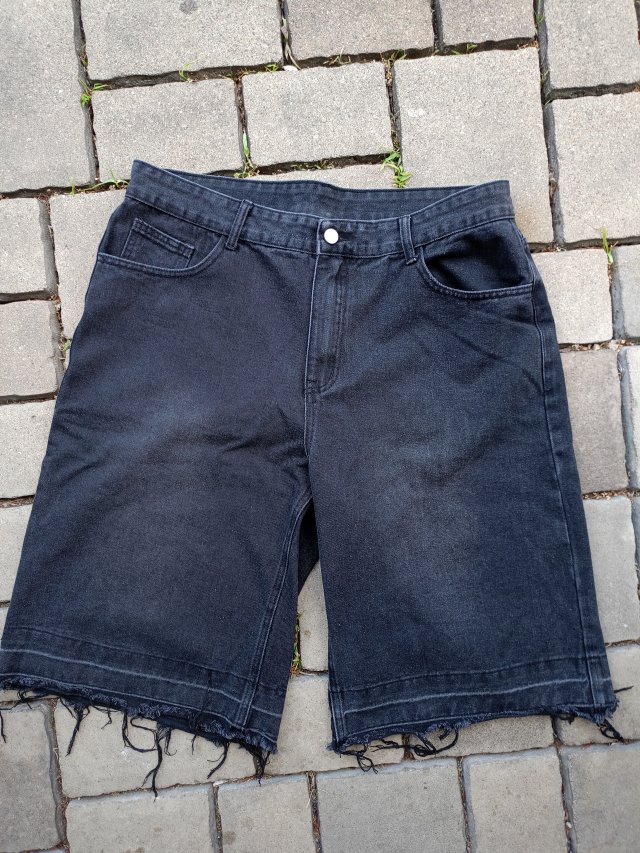 Jeansowe czarne spodnie spodenki XL