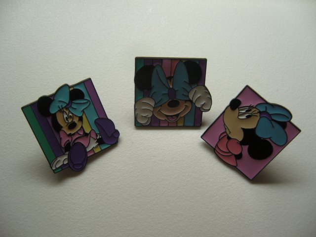 PIN PRZYPINKA BROSZKA MYSZKA MIKI - 3 SZTUKI