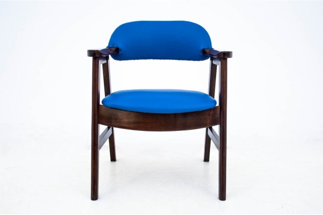 Fotel proj. Erik Kirkegaard, Dania, lata 60. Po renowacji.