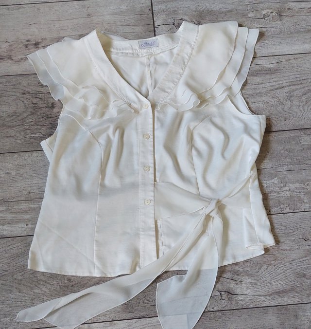 Kremowa bluzka z dużym kołnierzem wiązana L XL