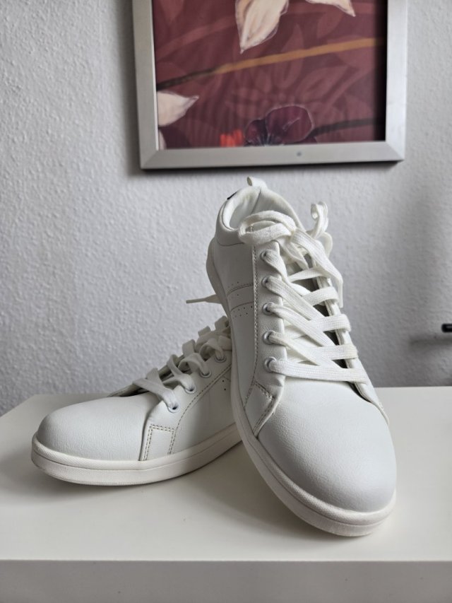 Buty w stylu old money 42