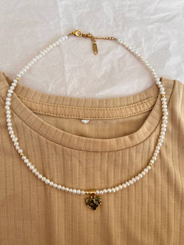 Choker z perłami