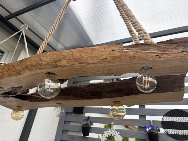 Lampa wiszaca