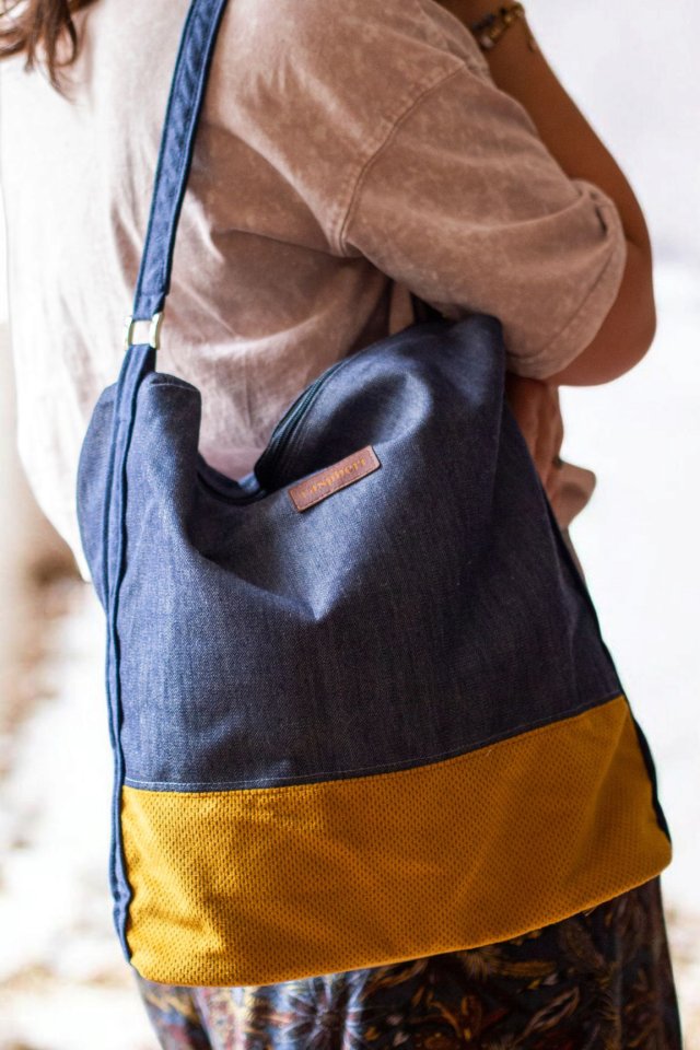 Boho bag z granatowego jeansu