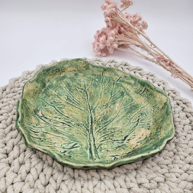 Patera ceramiczna zielona LIŚĆ ręcznie lepiona rękodzieło pomysł na prezent duży talerz na owoce/ciasto