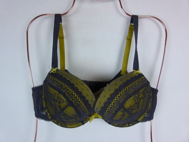 Marks & Spencer Megan usztywniany biustonosz 32DD / 70DD